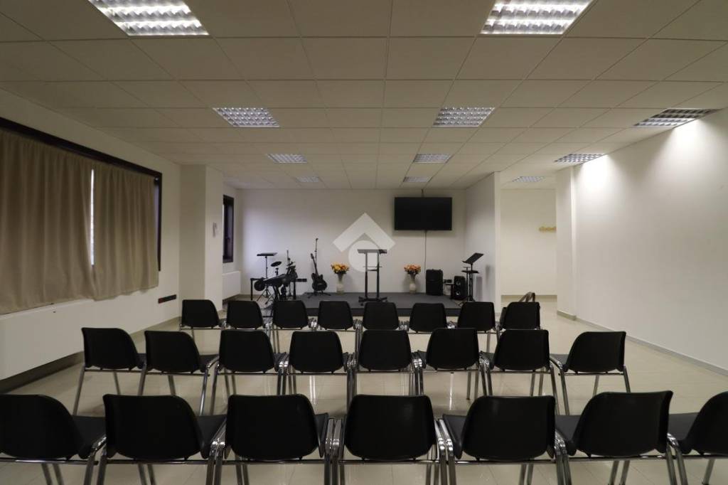 ufficio in vendita a Porto Mantovano