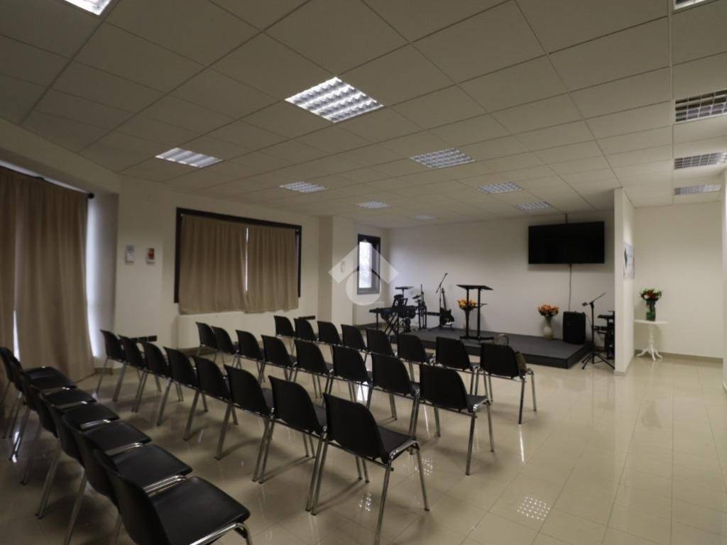 ufficio in vendita a Porto Mantovano