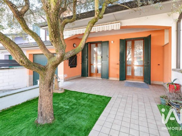 casa indipendente in vendita a Porto Mantovano