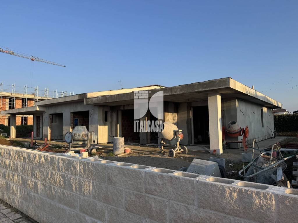 casa indipendente in vendita a Porto Mantovano