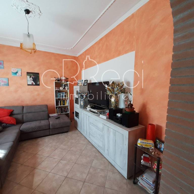 casa indipendente in vendita a Porto Mantovano in zona Sant'Antonio