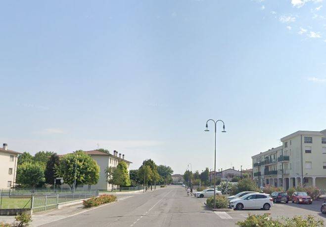 appartamento in vendita a Porto Mantovano in zona Sant'Antonio