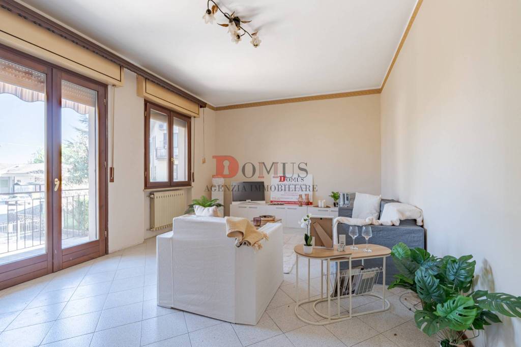 appartamento in vendita a Porto Mantovano in zona Sant'Antonio