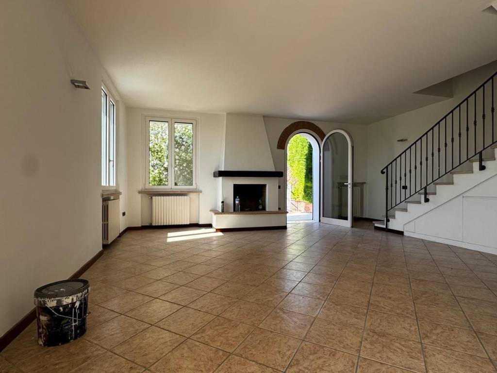 casa indipendente in vendita a Porto Mantovano