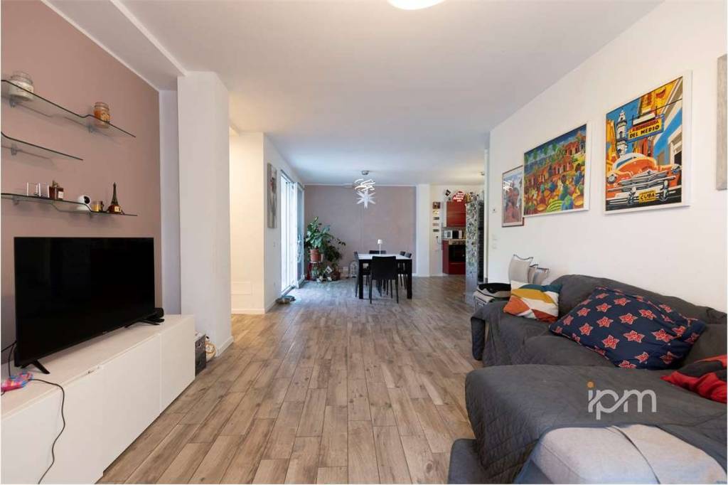 casa indipendente in vendita a Porto Mantovano in zona Sant'Antonio