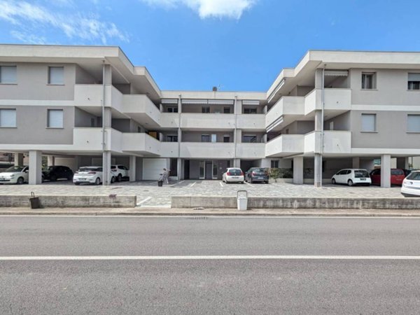 appartamento in vendita a Porto Mantovano in zona Sant'Antonio