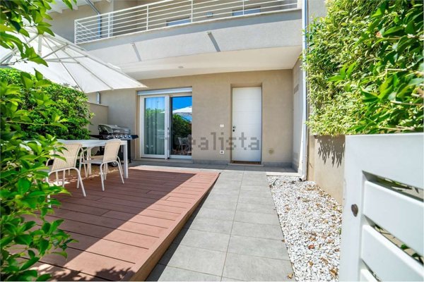 casa indipendente in vendita a Porto Mantovano