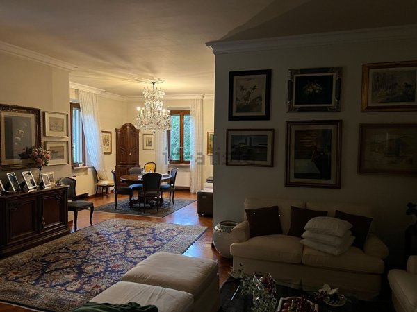casa indipendente in vendita a Porto Mantovano in zona Sant'Antonio