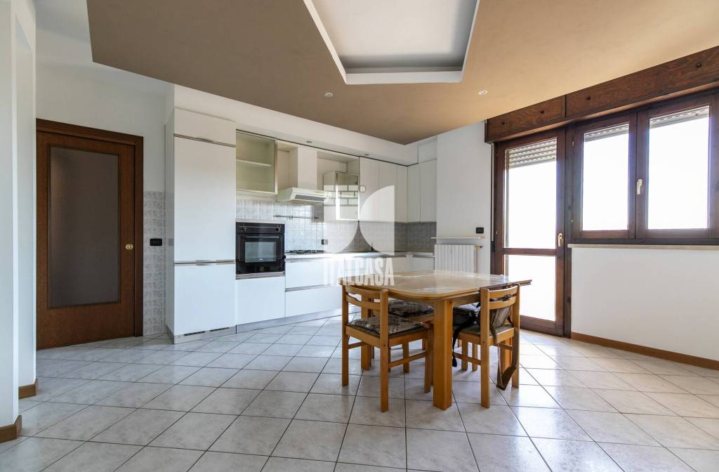 appartamento in vendita a Porto Mantovano in zona Sant'Antonio