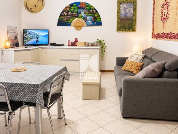 appartamento in vendita a Porto Mantovano in zona Sant'Antonio