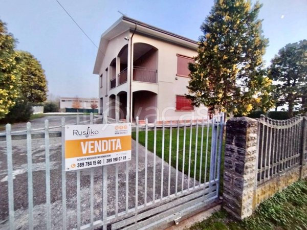 casa indipendente in vendita a Quingentole
