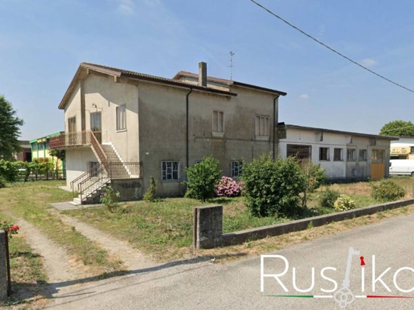 casa indipendente in vendita a Quingentole