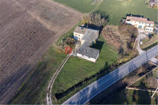 casa indipendente in vendita a Quistello in zona Nuvolato