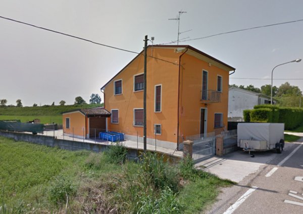 casa indipendente in vendita a Quistello