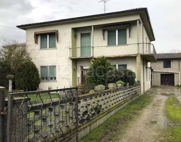 casa indipendente in vendita a Quistello