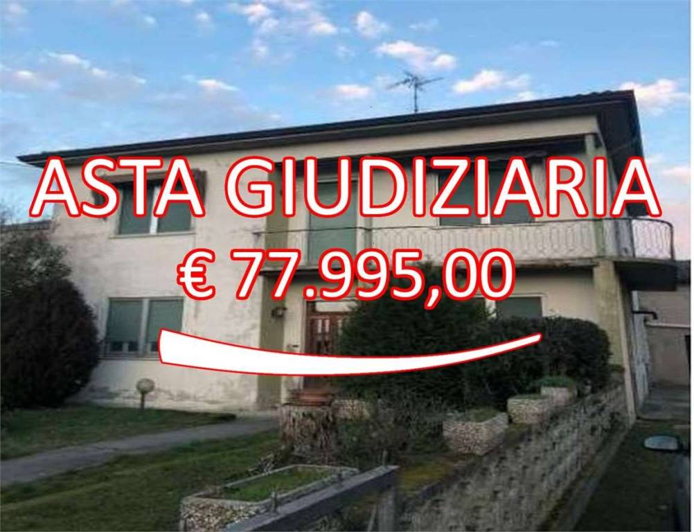 casa indipendente in vendita a Quistello in zona San Rocco