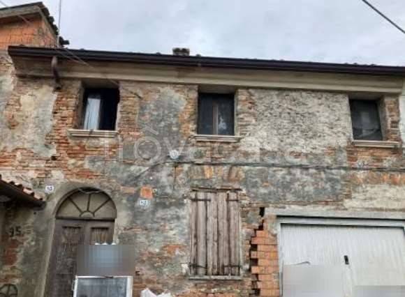 casa indipendente in vendita a Quistello