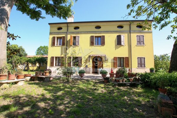 casa indipendente in vendita a Quistello