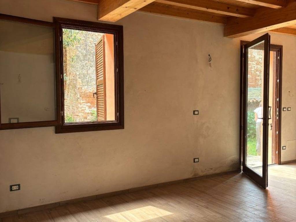 casa indipendente in vendita a Quistello