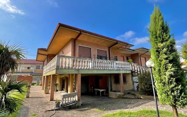 casa indipendente in vendita a Quistello