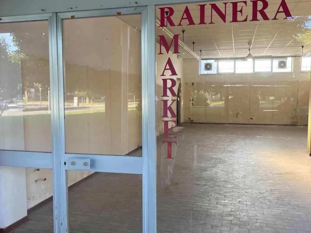 negozio in vendita a Quistello