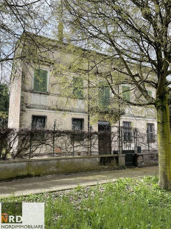 casa indipendente in vendita a Quistello