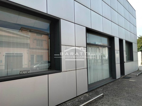 locale di sgombero in vendita a Quistello