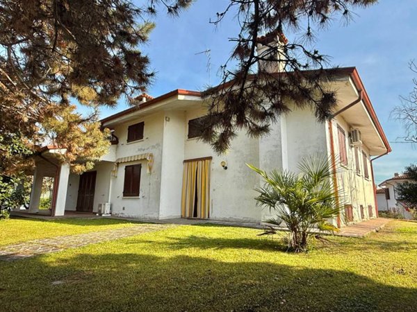 casa indipendente in vendita a Quistello