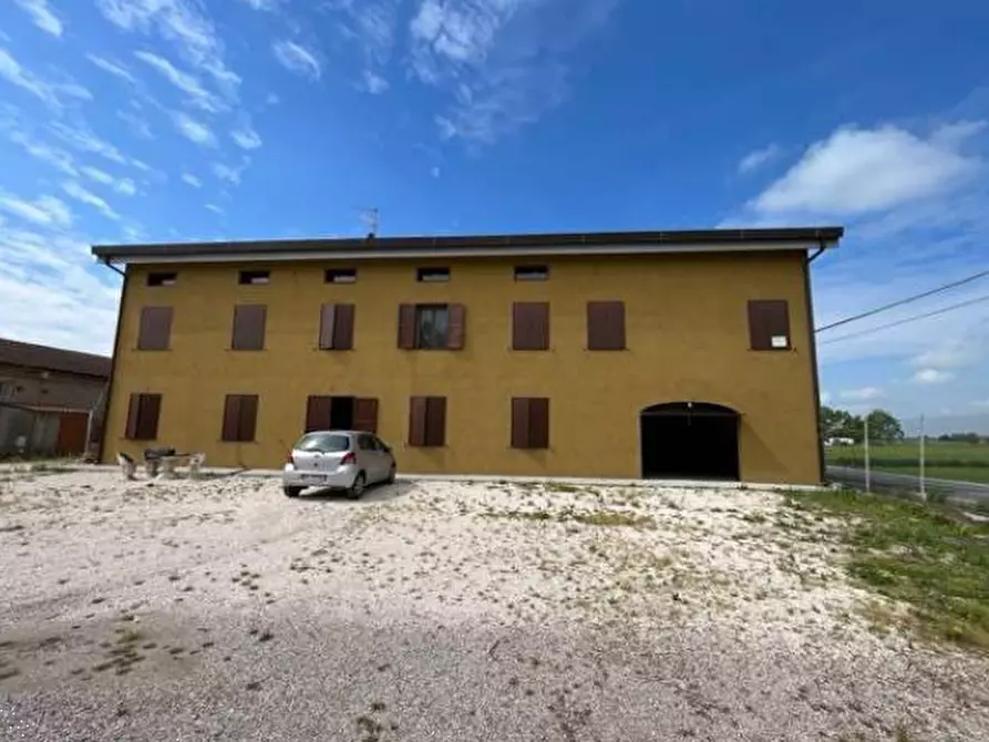 casa indipendente in vendita a Quistello in zona Zambone