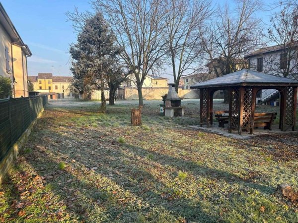 terreno agricolo in vendita a Quistello