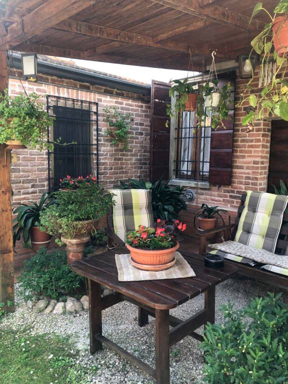 casa indipendente in vendita a Quistello