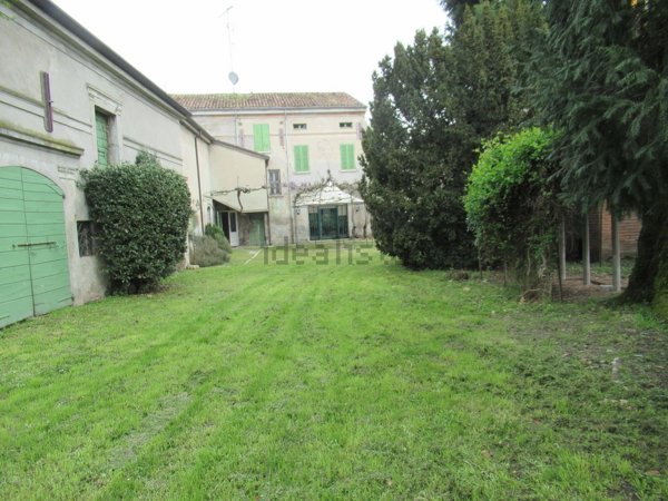 casa indipendente in vendita a Quistello