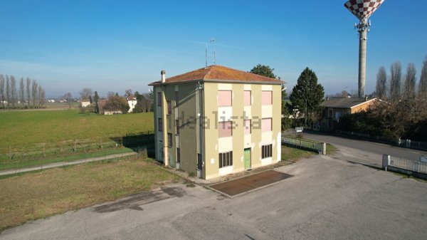 terreno edificabile in vendita a Quistello