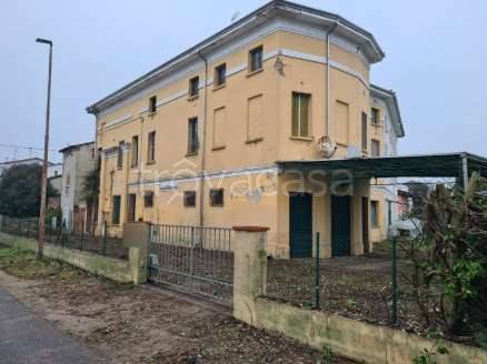 appartamento in vendita a Quistello in zona San Rocco