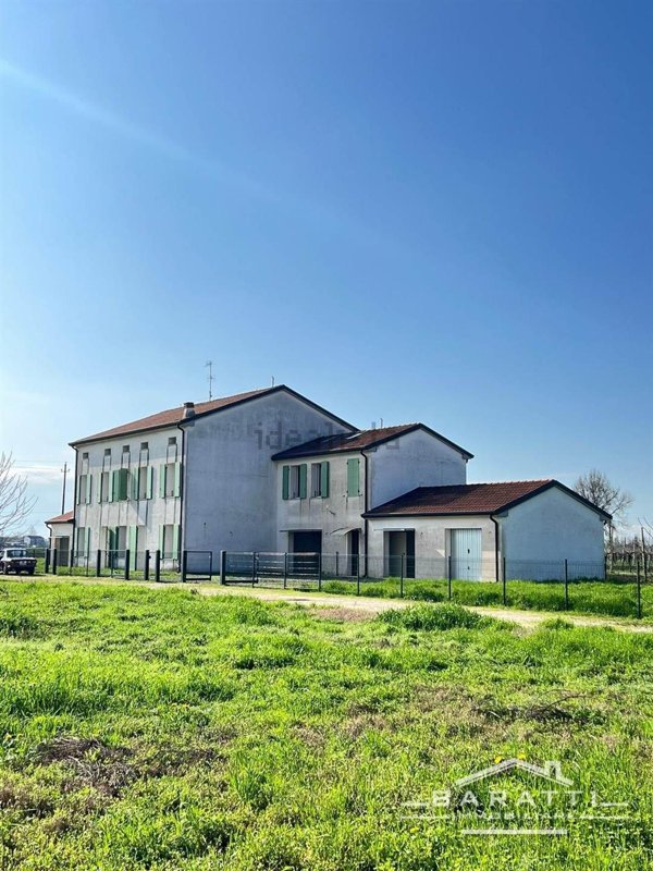 casa indipendente in vendita a Quistello