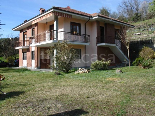 casa indipendente in vendita a San Sebastiano da Po in zona Villa