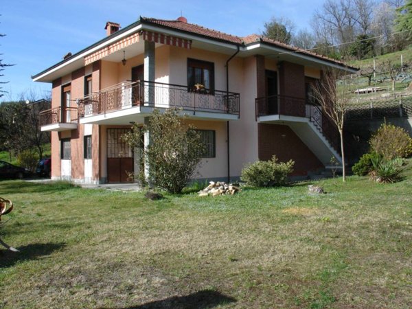 casa indipendente in vendita a San Sebastiano da Po in zona Saronsella