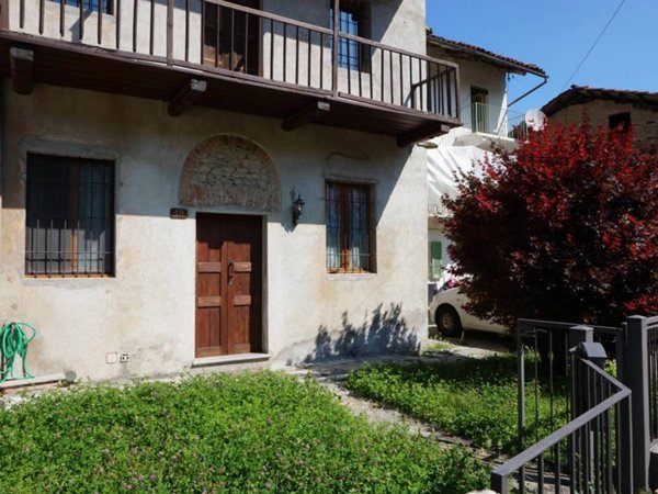 casa indipendente in vendita a San Sebastiano da Po in zona Villa