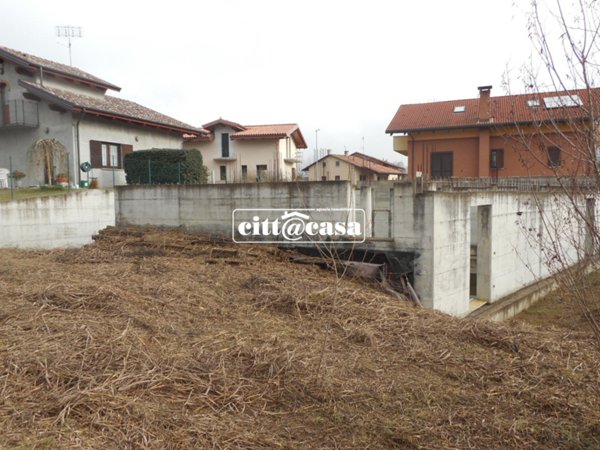 casa indipendente in vendita a San Sebastiano da Po in zona Villa