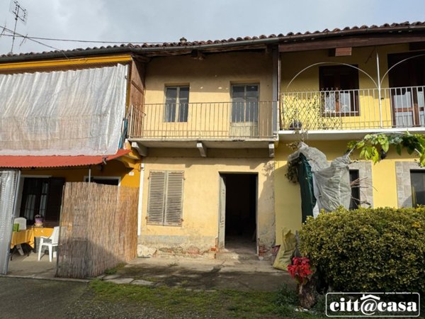casa semindipendente in vendita a San Sebastiano da Po