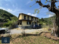 casa indipendente in vendita a San Sebastiano da Po in zona Villa
