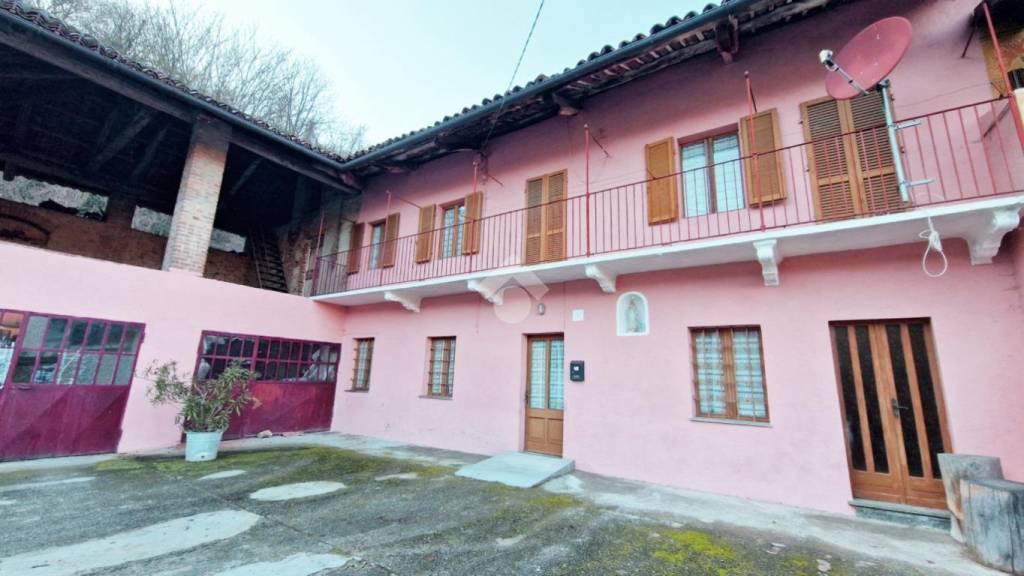 casa semindipendente in vendita a San Sebastiano da Po in zona Saronsella