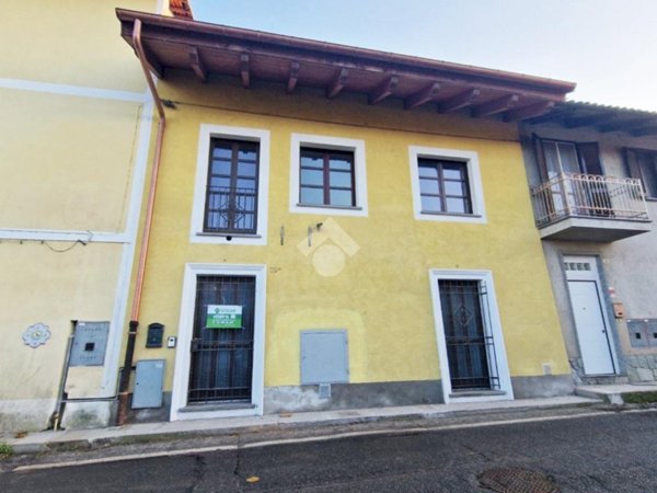 casa indipendente in vendita a San Sebastiano da Po in zona Villa