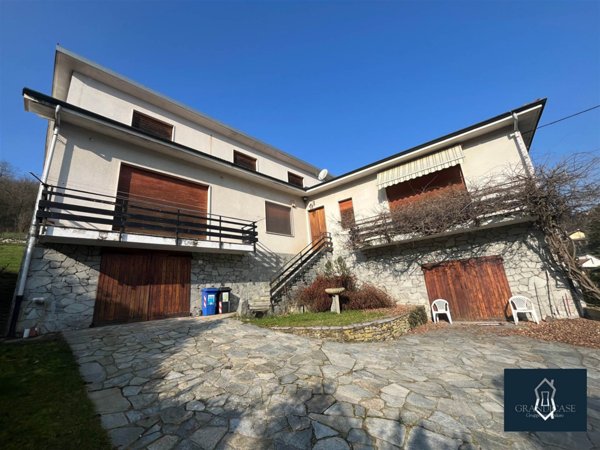 casa indipendente in vendita a San Sebastiano da Po in zona Villa