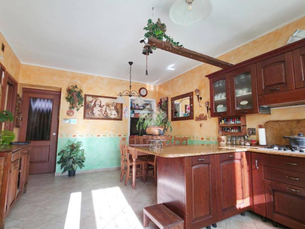 casa indipendente in vendita a San Sebastiano da Po