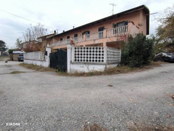 casa indipendente in vendita a San Sebastiano da Po in zona Villa