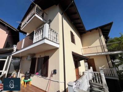 casa indipendente in vendita a San Sebastiano da Po in zona Villa