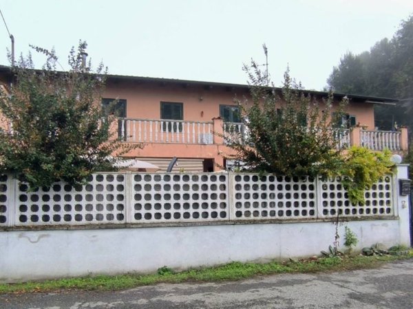 casa indipendente in vendita a San Sebastiano da Po in zona Villa