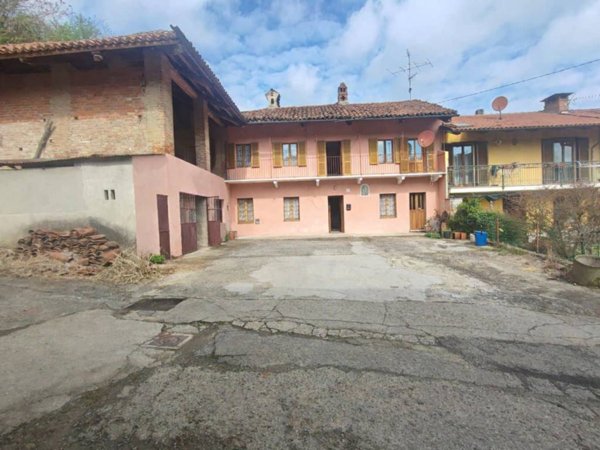 casa indipendente in vendita a San Sebastiano da Po in zona Saronsella