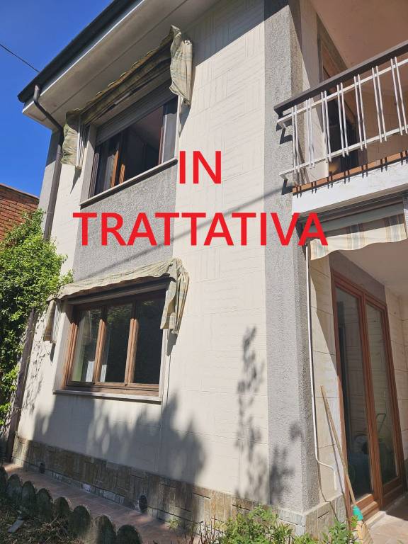 casa indipendente in vendita a San Sebastiano da Po in zona Villa